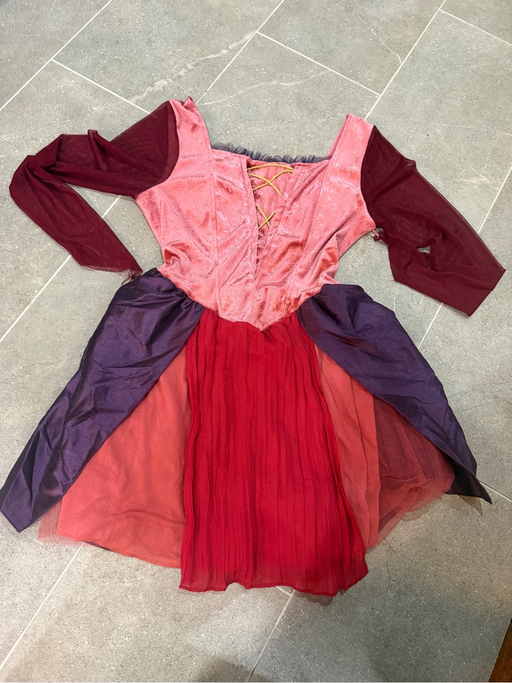 Disney Hocus Pocus Sarah Sanderson dress